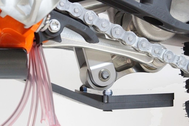 Cubrecárter AXP Xtrem HDPE Husqvarna 17-18 TC250-TX300 negro - Imagen 4