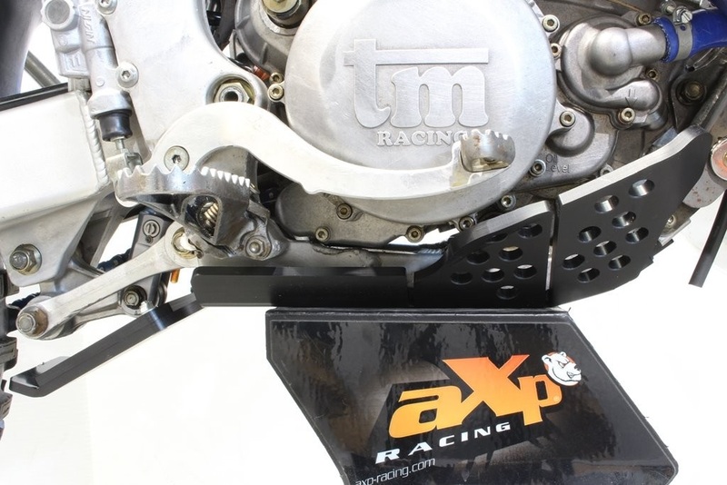 Cubrecárter AXP enduro xtrem PHD negro TM EN/MX 250/300 - Imagen 3