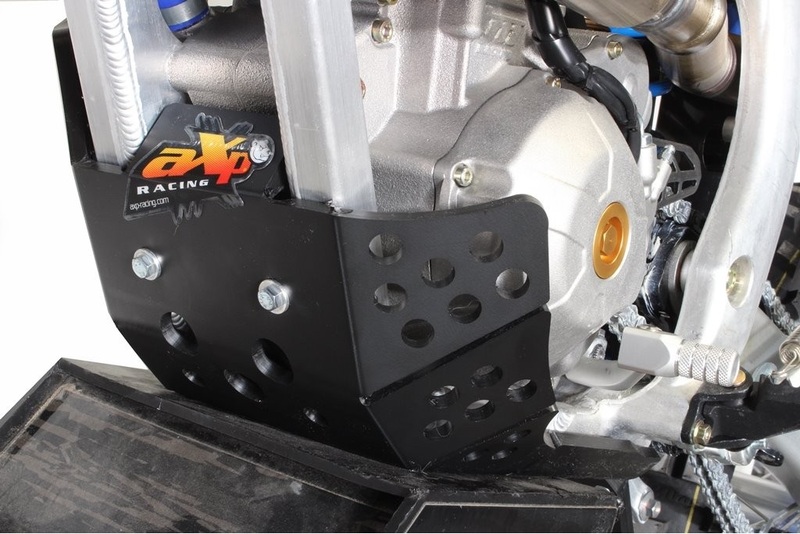 Cubrecárter AXP Enduro Xtrem negro TM 4T - Imagen 4