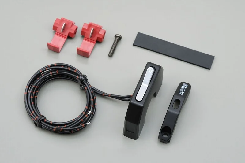 Interruptor universal DAYTONA tipo pulsador -
