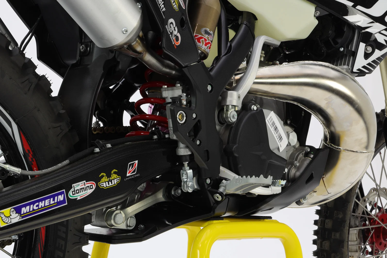 CUBRE CARTER CROSSPRO HARD LINK X8 DTC GASGAS 24-25 / HUSQVARNA 24-25 MOD. 4T AZUL CUBRE CARTER CROSSPRO HARD LINK X8 DTC GASGAS 24-25 / HUSQVARNA 24-25 MOD. 4T AZUL - Imagen 2