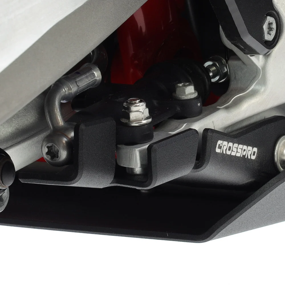 PROTECTOR BOMBA FRENO CROSSPRO GASGAS ES700 22-24 / HUSQVARNA 701E 22-25 / KTM 690E R 19-25 NEGRO T -