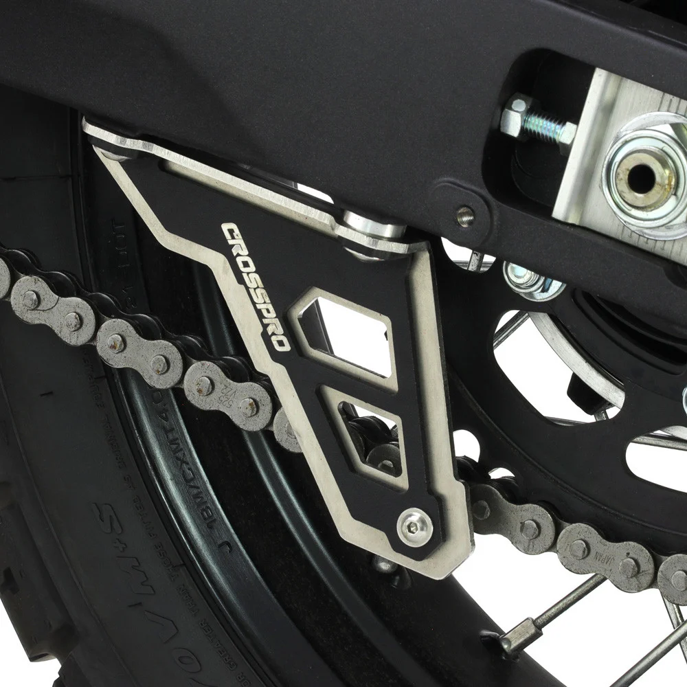 PROTECTOR CADENA INF. CROSSPRO YAMAHA TENERE 700 20-26 / RALLY 21-26 / W.RAID 22-26 PLATA / NEGRO T -